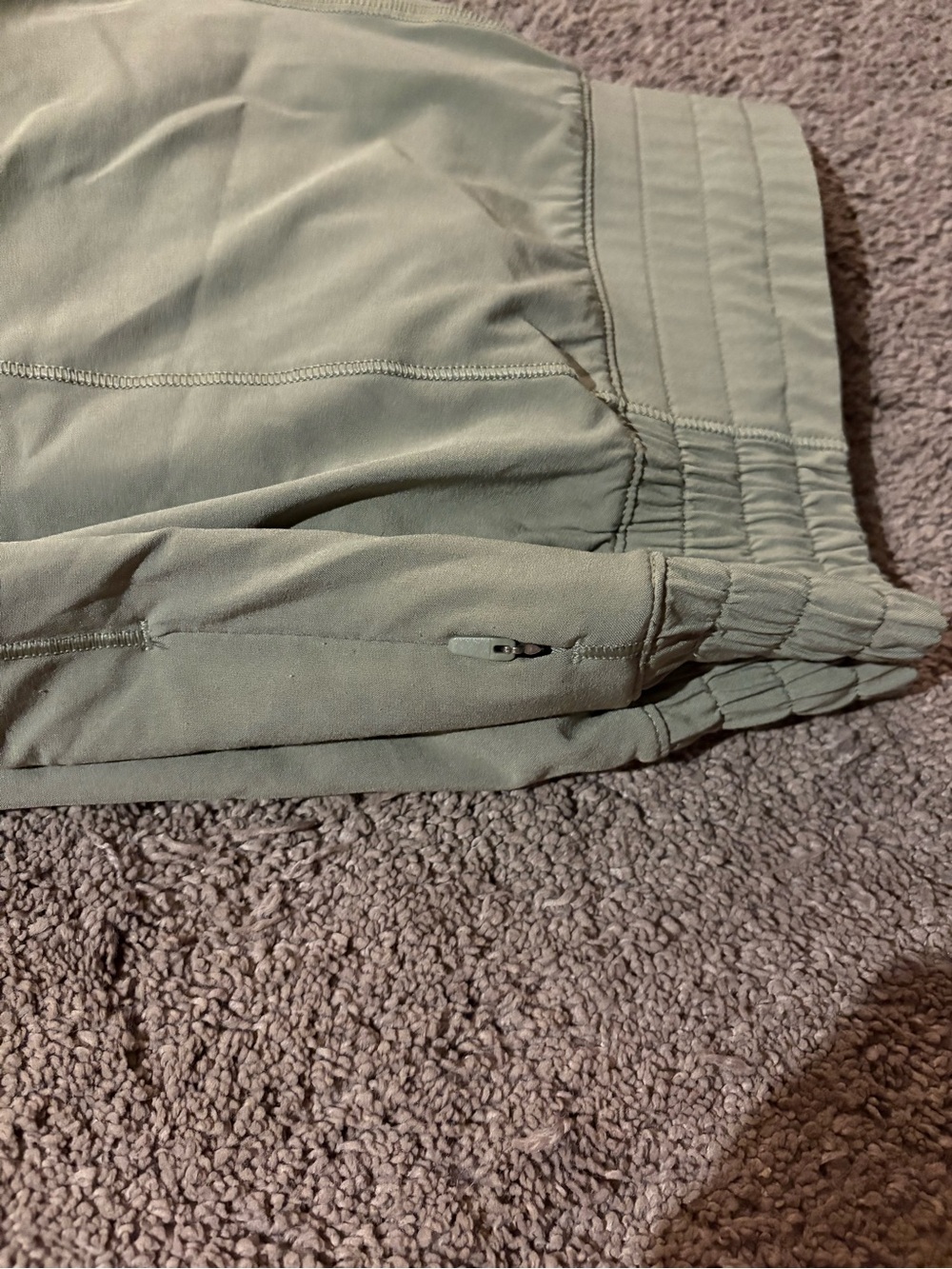 Lululemon hotty hots olive green - Picture 5 of 5